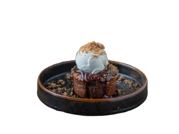 Coulant de chocolate acompañado de helado